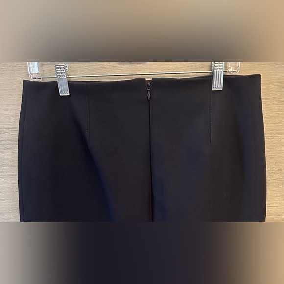 Banana Republic Pencil Skirt Navy Blue Scalloped Hem Size 8 Like New - Picture 5 of 9